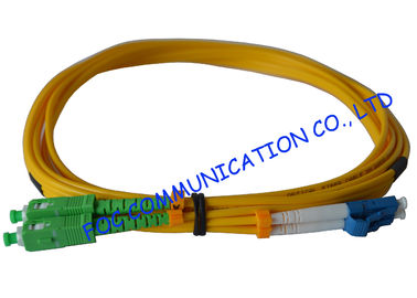 PVC SM الألياف البصرية التصحيح الكابلات SC / APC دوبلكس انخفاض خسارة الإدراج
