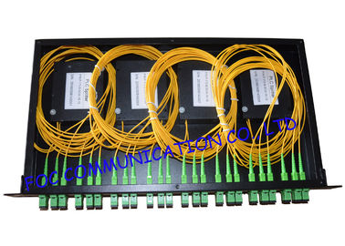 SC / APC موصل الألياف PLC الفاصل منخفضة PDL منخفضة فقدان الإدراج لFTTX