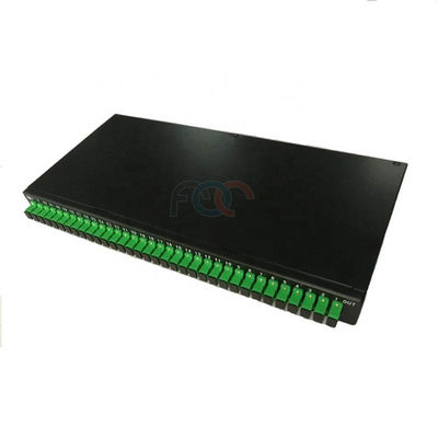 2 × 32 SC APC Rack Mount PLC Splitter Patch Panel LSZH السلبي