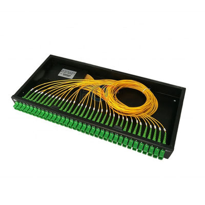 2 × 32 SC APC Rack Mount PLC Splitter Patch Panel LSZH السلبي